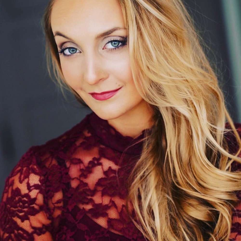 Meet your Posher, Ashley